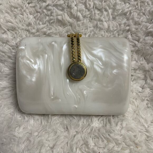 Elka acrylic pearlescent evening clutch crossbody bag gold tone snap latch. - Picture 4 of 9